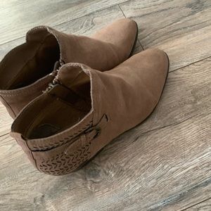 St Johns Bay booties